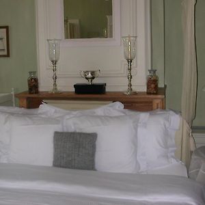 Deluxe Kamer met een King Size Bed op de Eerste Verdieping